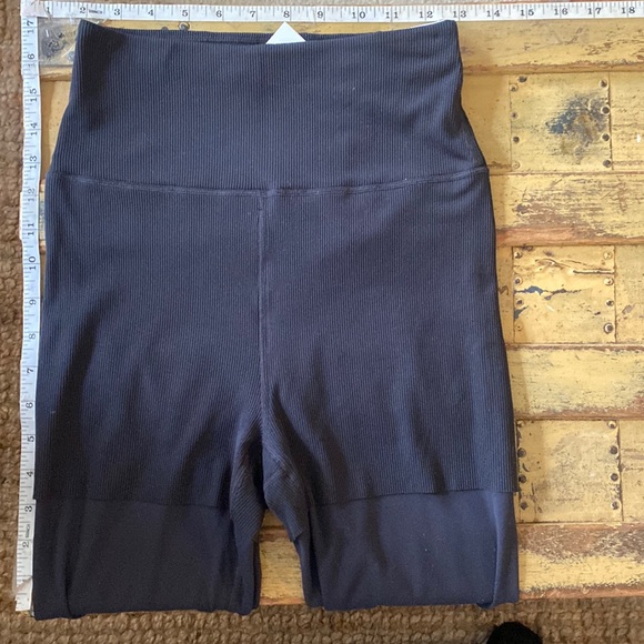 NIKE YOGA LUXE LEGGINGS BLACK 7/8 LEGGING WORKOUT S NWT - Picture 11 of 16